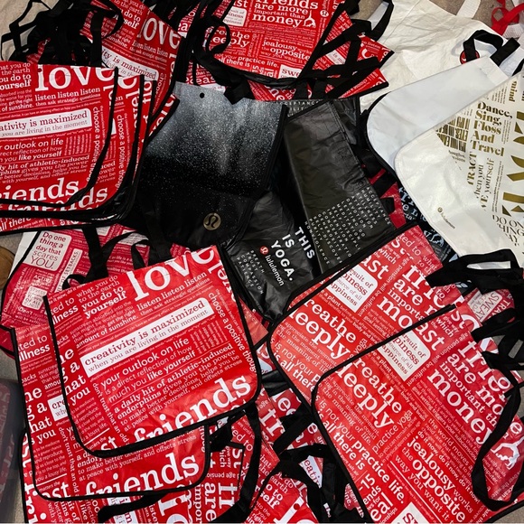 Next LIVE on MON 12/1 @ 6PM PST! All $3 LULULEMON every other MONDAY!π€πΌπππ©·π€πΌ - Picture 5 of 9